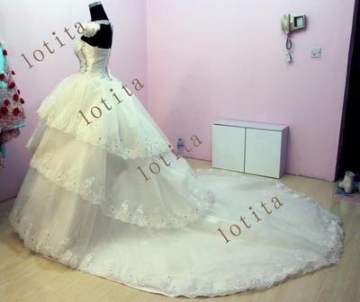 沈阳婚纱礼服出租 2012新款韩式超蓬蓬婚纱与母婴关怀全指南